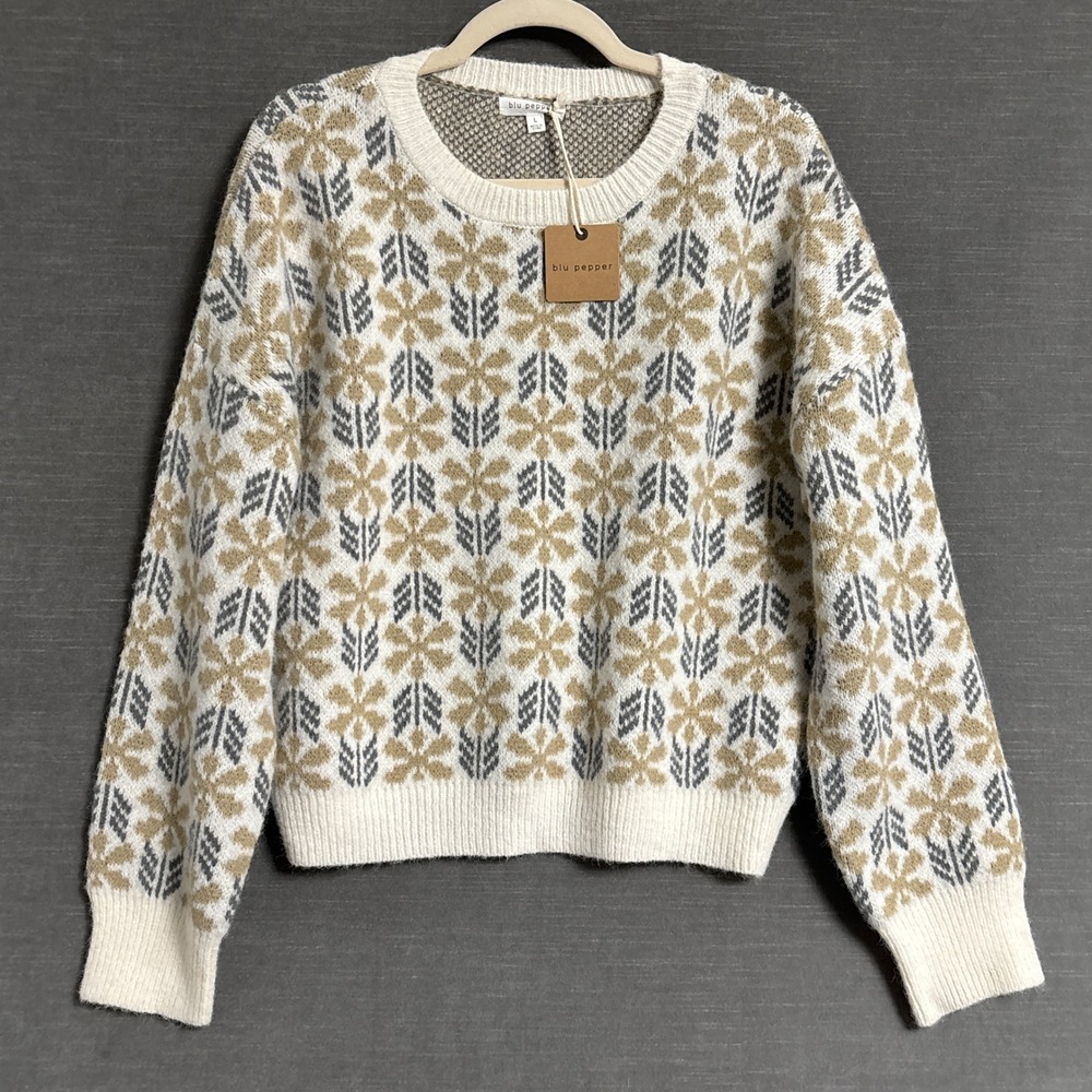 Blu Pepper Sweater L Ivory Tan Grey Floral Snowflake Knit Crewneck Top Soft Cozy